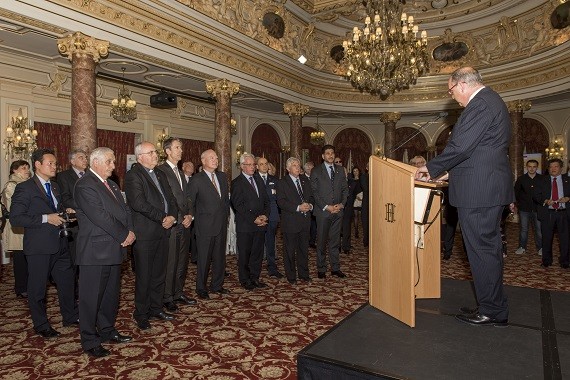 photo : M. Roland de Rechniewski, nouveau Consul Honoraire du Vietnam à Monaco lors de son discours et devant les officiels monégasques et français. Philippe Fitte