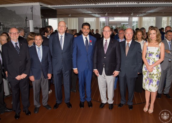 Photo (de gauche à droite) : S.E. M. Serge Telle, Ministre d'Etat, S.E. M. Ministre des Affaires Etrangères du Liban, S.E. M. Najib Mikati, ancien 1er Ministre du Liban, M. Moustapha Samih El-Solh, Président de l'A.C.H.M et Consul Honoraire du Liban, S.A.S. le Prince Albert II, S.E. M. Hadelin de la Tour-du-Pin, Ambassadeur de France à Monaco et Doyen du Corps Diplomatique, S.A.R. la Princesse Guida de Jordanie. Gaetan LUCI / Palais Princier 