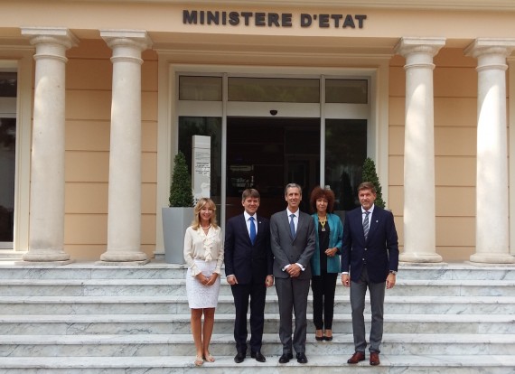 Photo (de gauche à droite) : Mme Tatiana Paracheva, Consul Honoraire de Slovaquie à Monaco, S.E. M. Marek Estoc, Ambassadeur de Slovaquie à Monaco, Mme MArie-Catherine Caruso-Ravéra, Directeur des Relations Diplomatiques et Consulaires, M. © DR